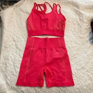 Gymshark short and bra set Sz L/XL